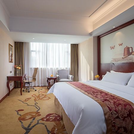 Vienna Hotel Zhongshan Guzhen Town Center Exteriér fotografie
